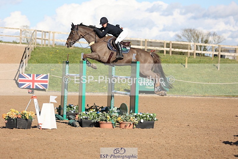 240419A-171827-09711 - Cls 10, 2 Star Big Tour 145cm  Break to End