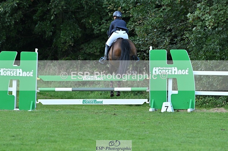 230909-185040-08138 - Cls 14 Snr 1m Derby