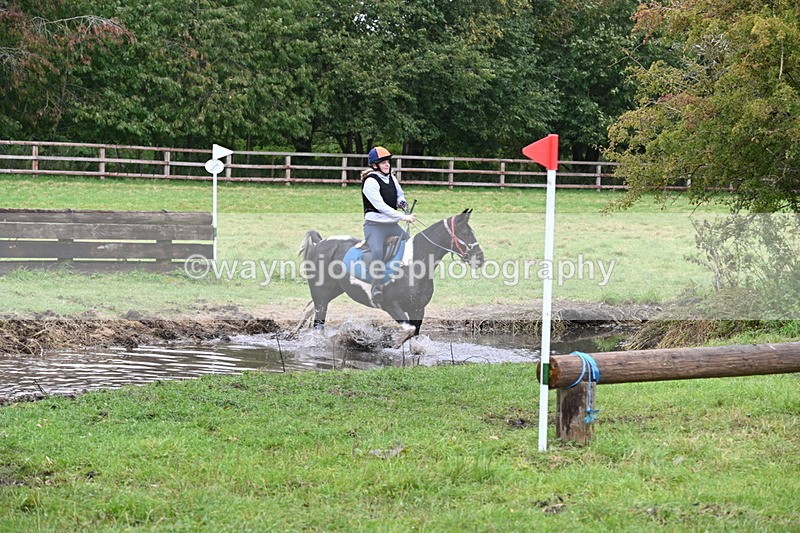 WJ6_7100 - Time at Photographer 13:06 to 13:23
