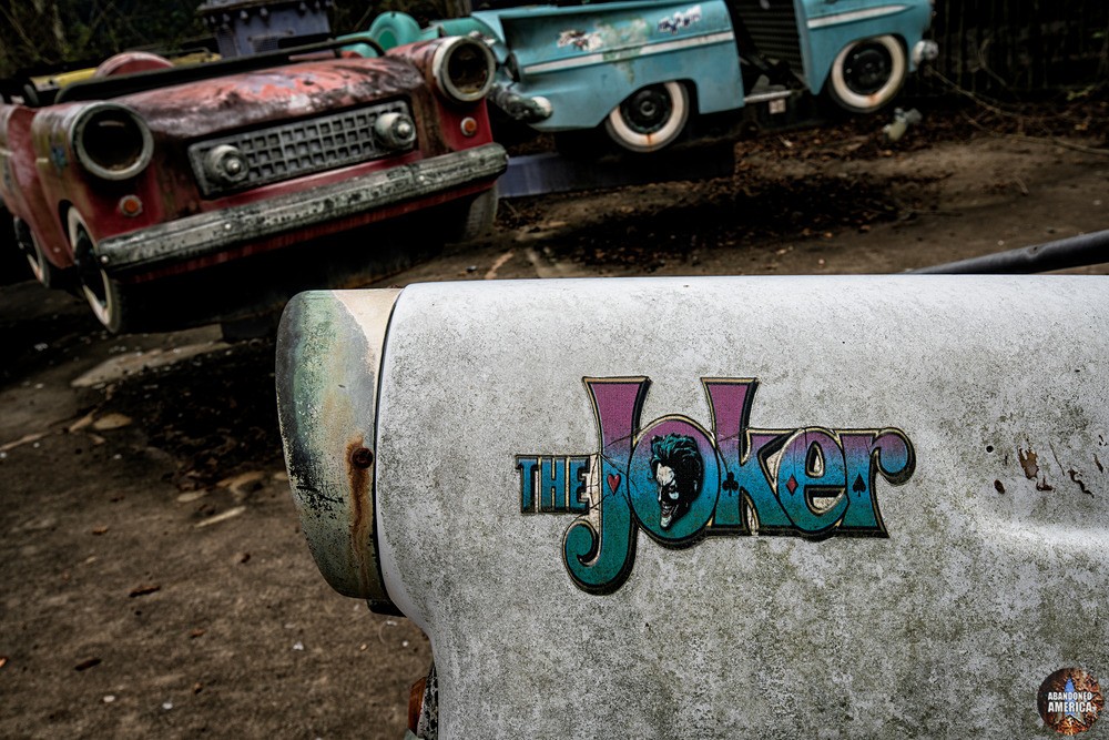 Abandoned Six Flags (New Orleans, LA) | Joker Logo - Six Flags New Orleans