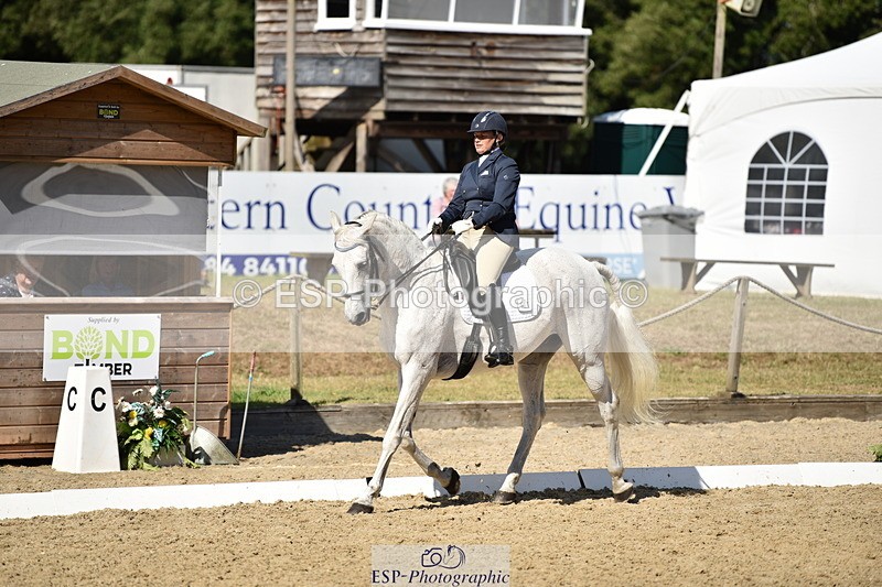 140110A-051650-12434 - 161-Alison.Zuend-Il.Danubio