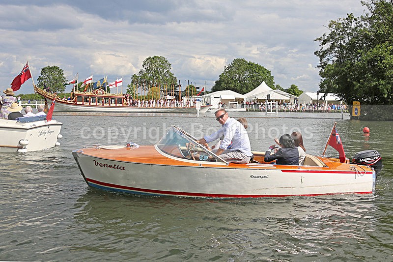 140706 VENETIA WT7A0067 - HENLEY ROYAL REGATTA - SUNDAY 6th July 2014