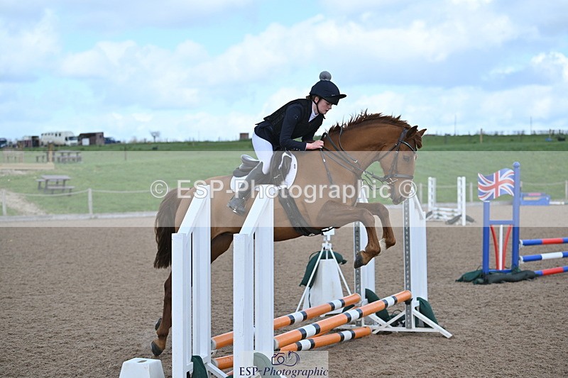 240409A-DSC_0235-01627 - 50cm Clear Round
