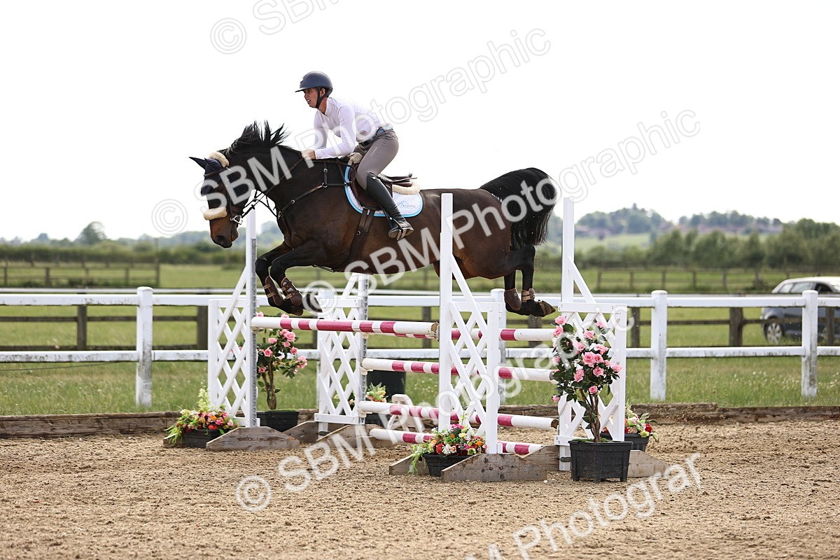 SBM_005109 - Class 12 - 1.15m Open (Members Cup)