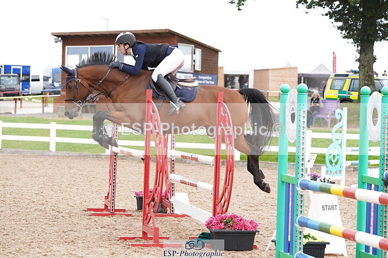 240915A-131748-10250 - Cls 35 1.05m Amateur Qualifier