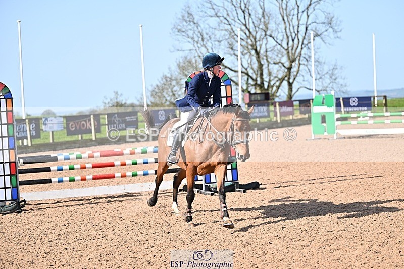 260408-101136-00098 - Cls 2 British Novice and 90cm