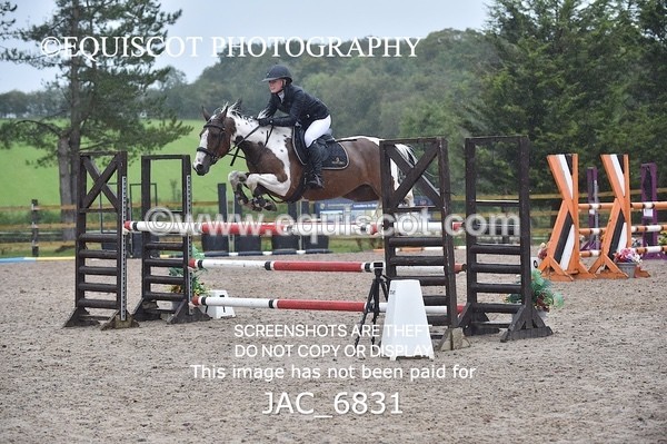 JAC_6831 - CLASS 19 SUN Pony Foxhunter/ 1.10m Open