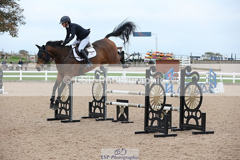 241101A-153218-03023 - FRI Cls 7 Blue Chip Grade B&C Jump Off