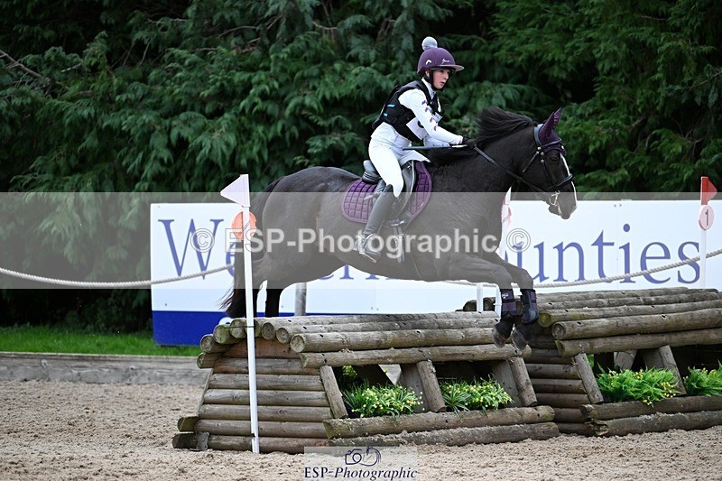 241117-144515-04705 - Cls 3 90-95cm 14.00 to 15.00