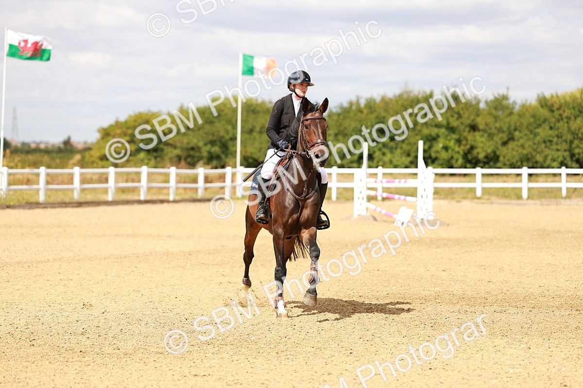 SBM_006627 - Class 4 - Senior British Newcomers - 1.10m
