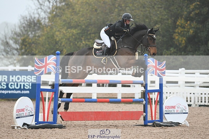 241103A-105753-07628 - SUN Cls 21 Snr Newcomers and 1.10m Open