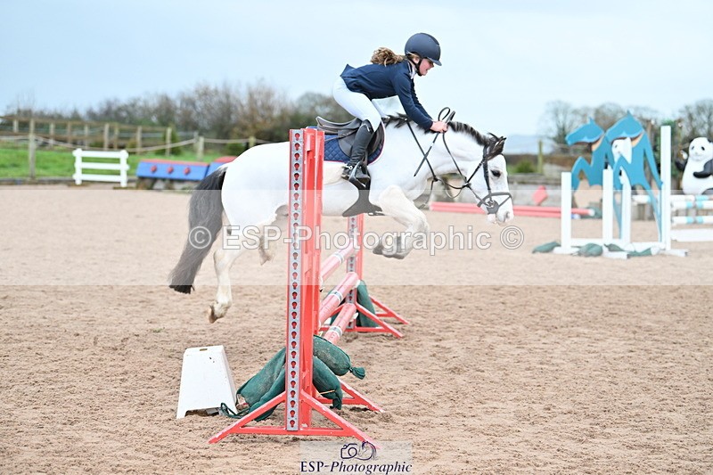 231203A-131643-01327 - Cls 23 Stepping Stones 128cm & 138cm