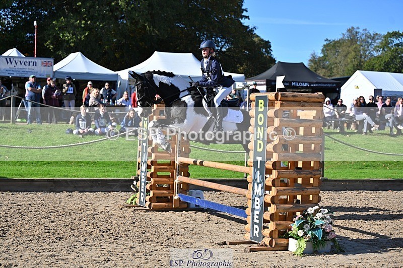 241027-123055-17304 - 387-Kelly.Knockaert-PIPER.II