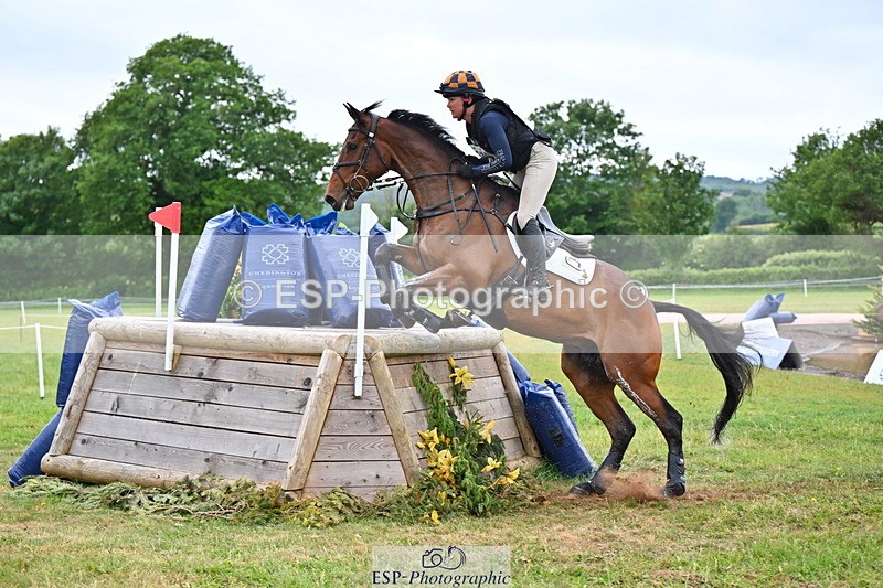 250524A-122715-10202 - B-325-Kat.Raybould-MONBEG.SHELBY