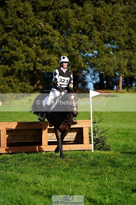 241026-102102-11293 - 323-Nicky.Blastland-FOUNDATIONS.HUSTLER