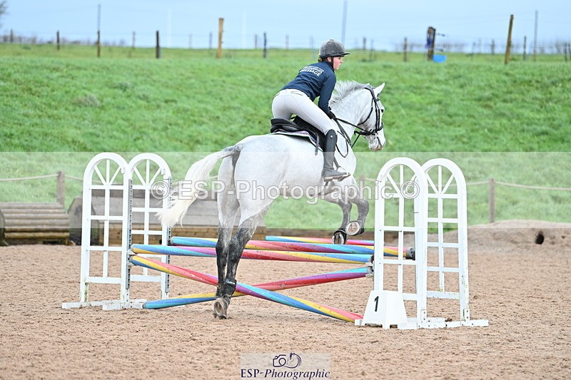 231203A-110159-00705 - Cls 16+17 Club and Schools 80cm