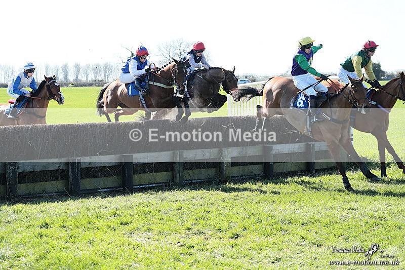 PtP 210326 82 - VWH Cirencester Races 21/03/26