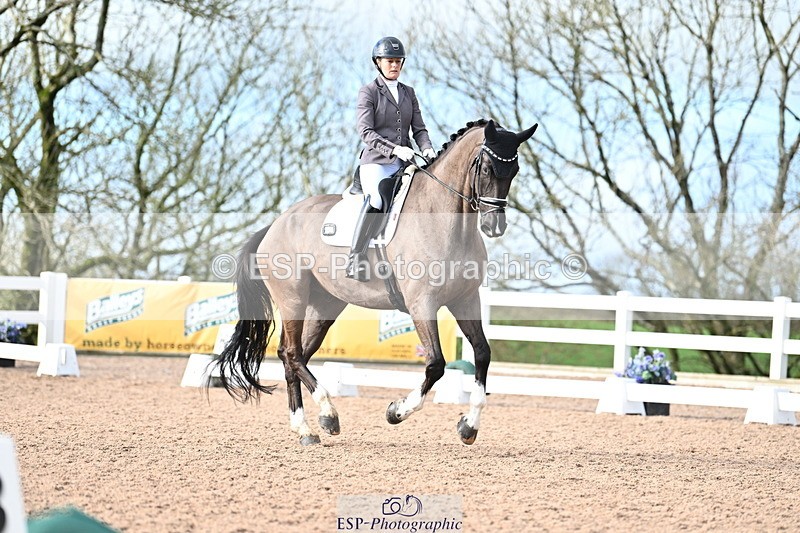 240218A-143019-08111 - 243-Lucy.Baker-Last.Dancer