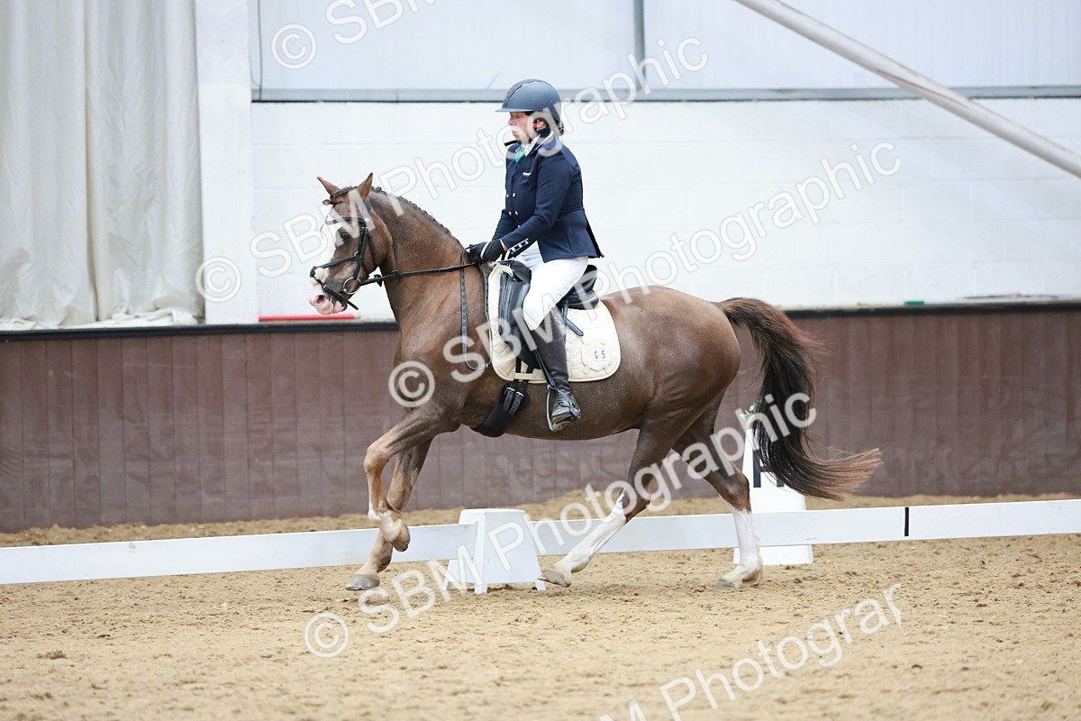 SBM_010131 - Class 6b - Novice 6 - 12.40-13.43