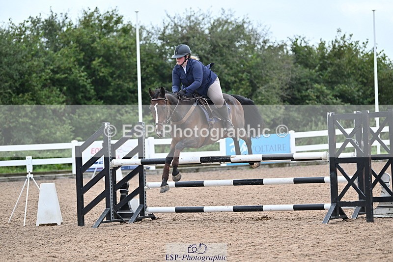 240907A-124438-01520 - Cls 9 1.10m Amateur Qualifier