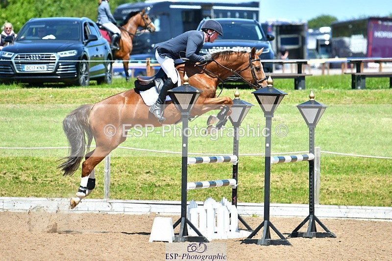 230526A-130434-02281 - Cls 4 Snr 1.20m Open