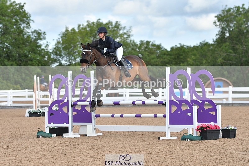 240727A-100742-03310 - Cls 20 Snr British Novice and 90cm Open