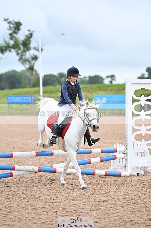 240813-160235-00142 - Clear round & 60cm