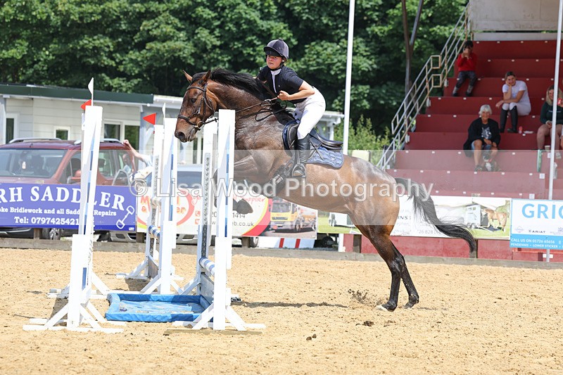 3E7A5918 - Class 5: Senior 95cm