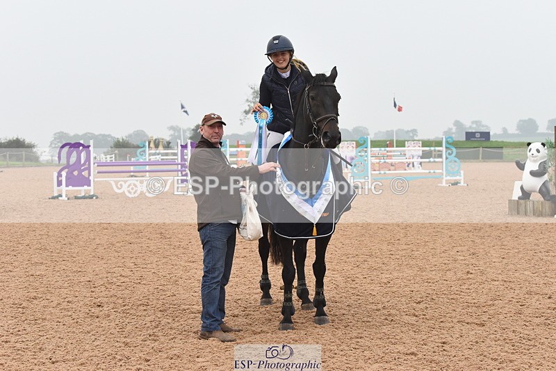 230916A-171114-05771 - Cls 19 Snr 1.10m Derby