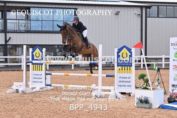 BPP_4943 - CLASS 7 THURS Redpost Equestrian Senior Foxhunter/1.20m Open