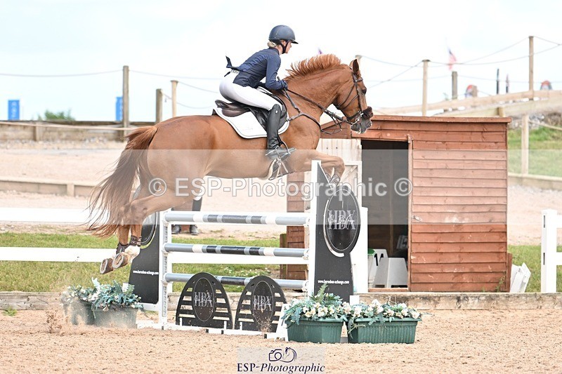 250723-155439-01261 - Cls 6 Foxhunter and 1.20m