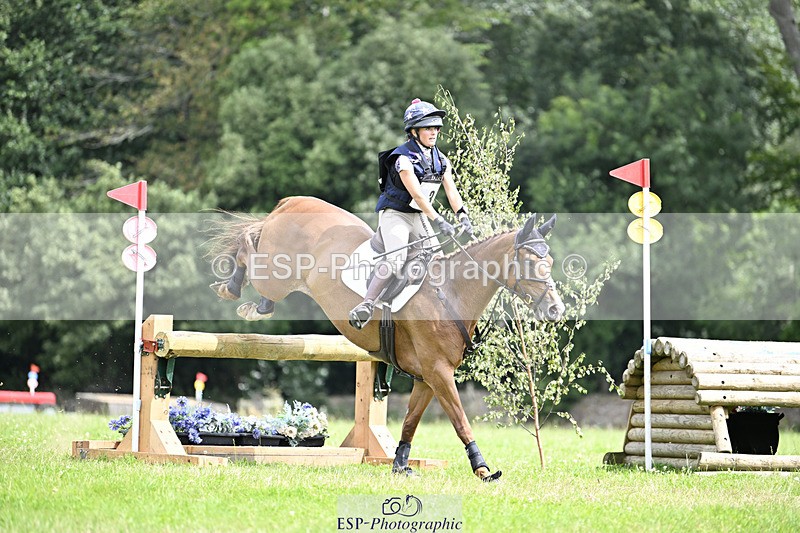 240804-115528-12182 - 369-Melissa_Joannides-STELLA_NOVA