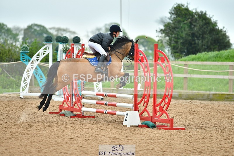 230513A-090307-00003 - Cls 11 Stepping Stones 128+138cm