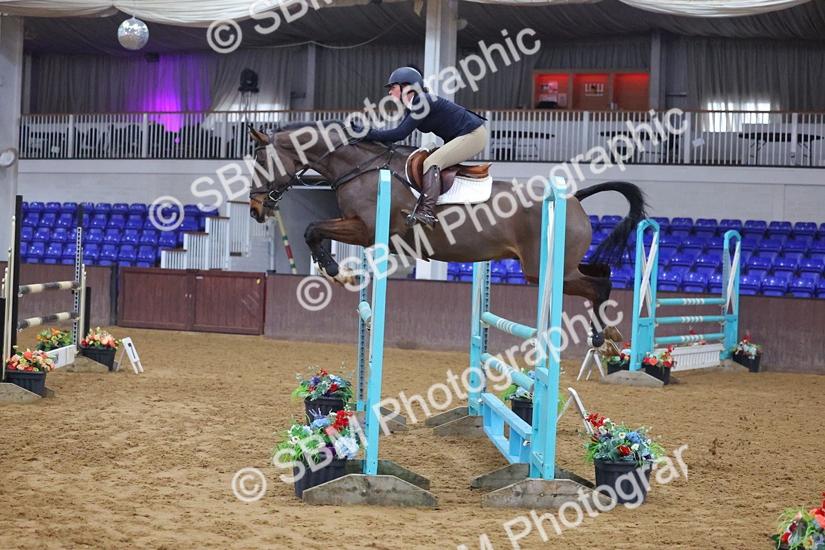 SBM_008941 - Class 22  - Senior Newcomers/ 1.10m Open - First Round (1.10m)