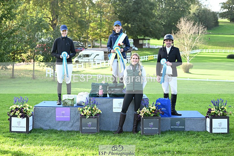 241025-153937-09278 - Presentations - CCI 2 Star Short