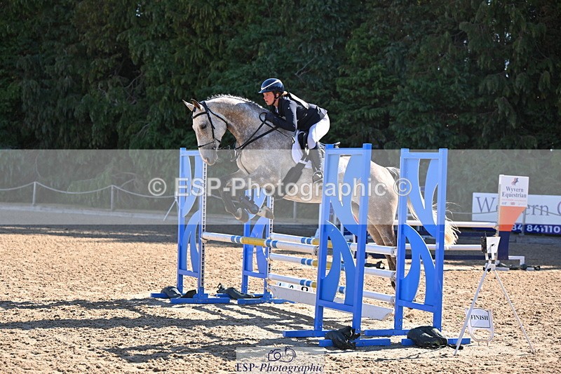 250802A-094124-00203 - A-006-Sarah.Morrison-QUALITY.STEP.ON