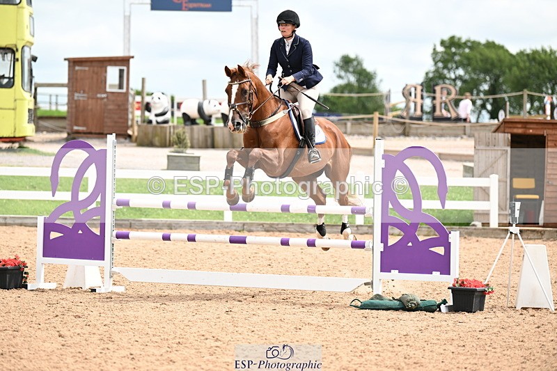 240802A-132619-04593 - Cls 25 1.05m Amateur Qualifier