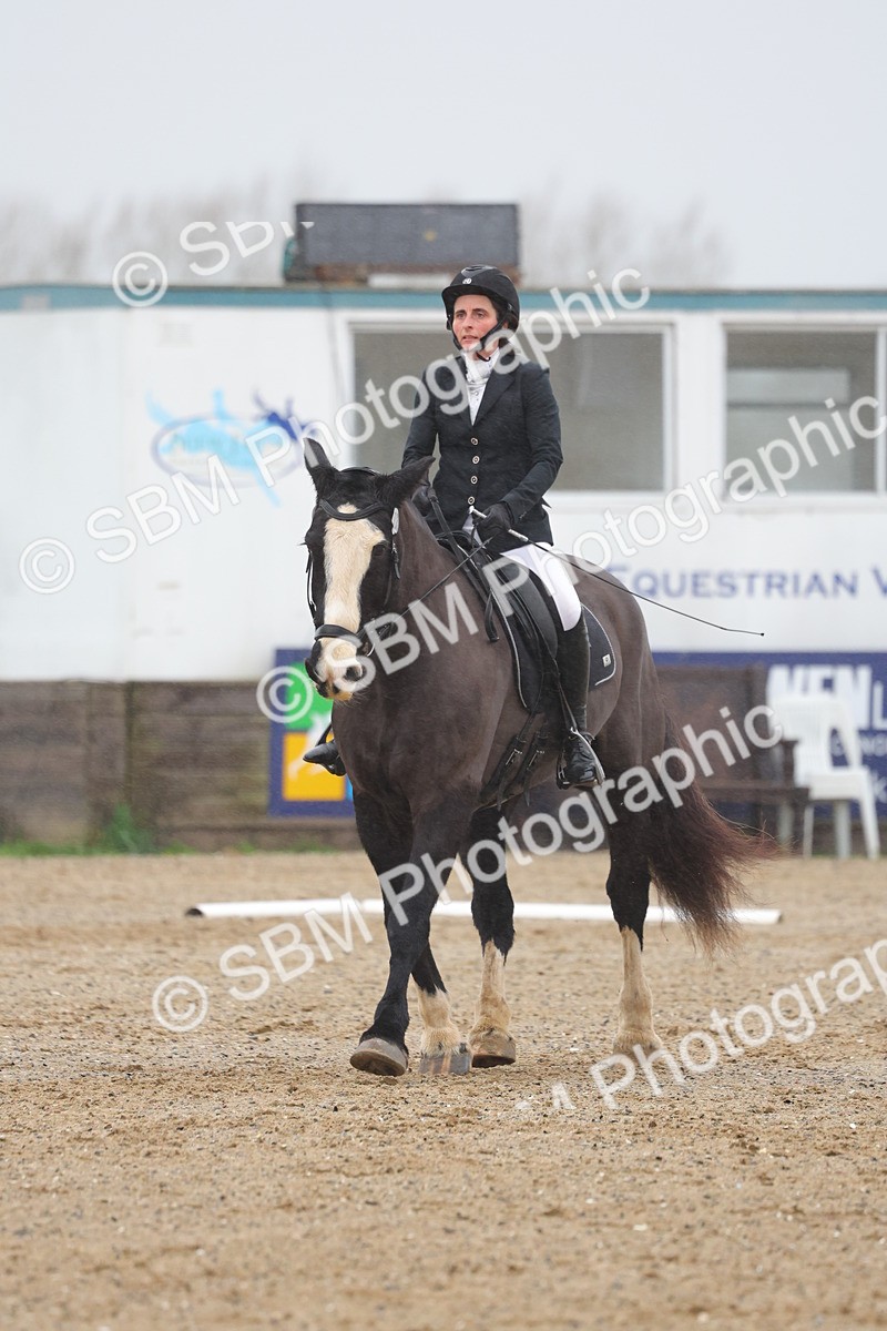 SBM_002960 - Class 6 - Novice 4