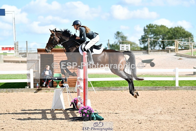 240913A-141856-04690 - Cls 24 1.05m Amateur Qualifier