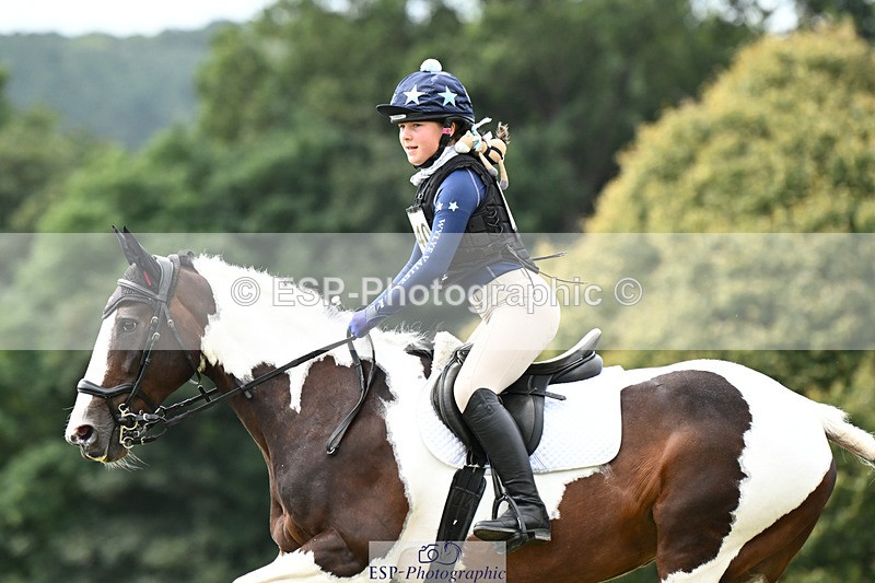 240825X-115437-32161 - 70cm XC 11.00 to 12.00