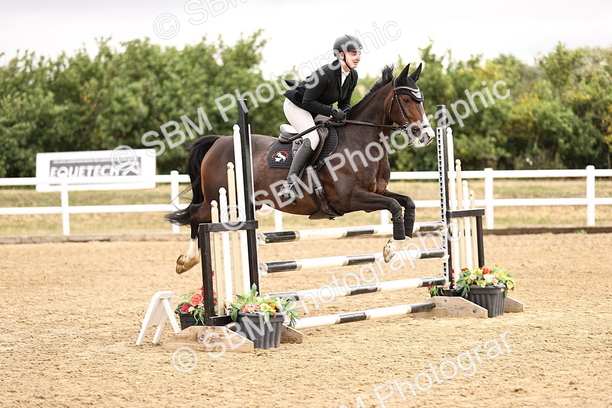 SBM_012682 - Class 13 - Senior British Novice - 90cm Open