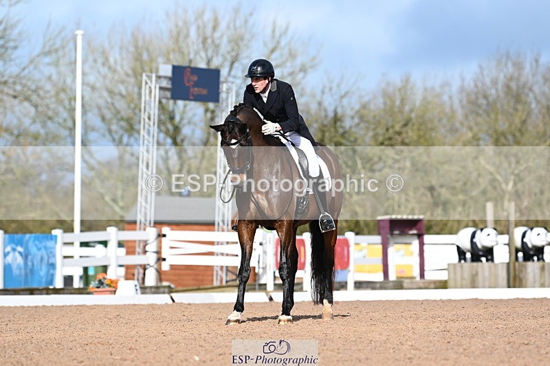 240218A-114639-06460 - 167-Mark.Forrest-Fidel.Von.Singng