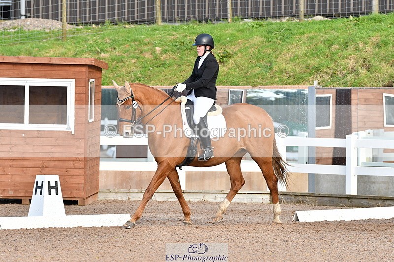 231104A-125454-00589 - Cls 12 Music Medium