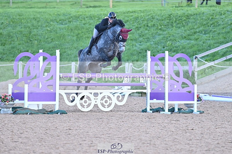 231014A-112423-04368 - Cls 18 Newcomers & 1.10m Open