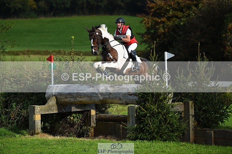 231022-130912-28382 - 301-WESTCEFFYL.KINGSWAY.LAD-Ben.Lee.Liles-XC