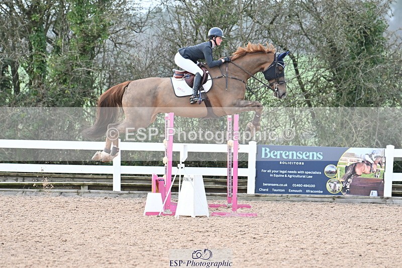 231208A-133515-00944 - Cls 6 Foxhunter & 1.20m Open