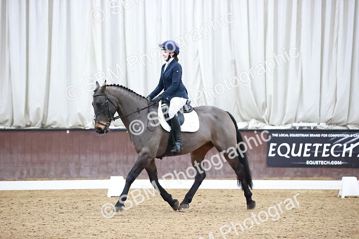 SBM_001729 - Class 9 - Novice 4