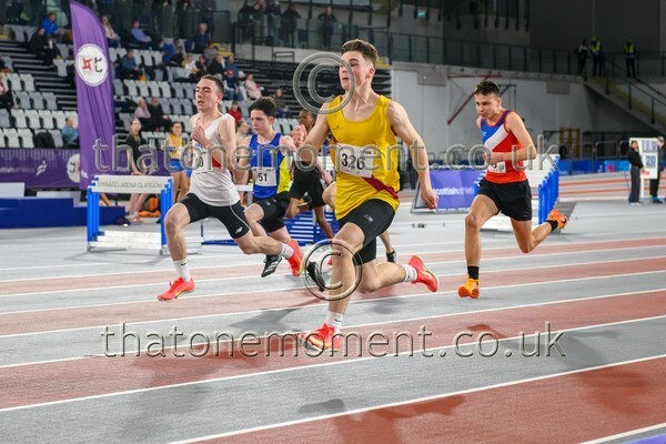 Age26SAT-818780 - Track Male Set One