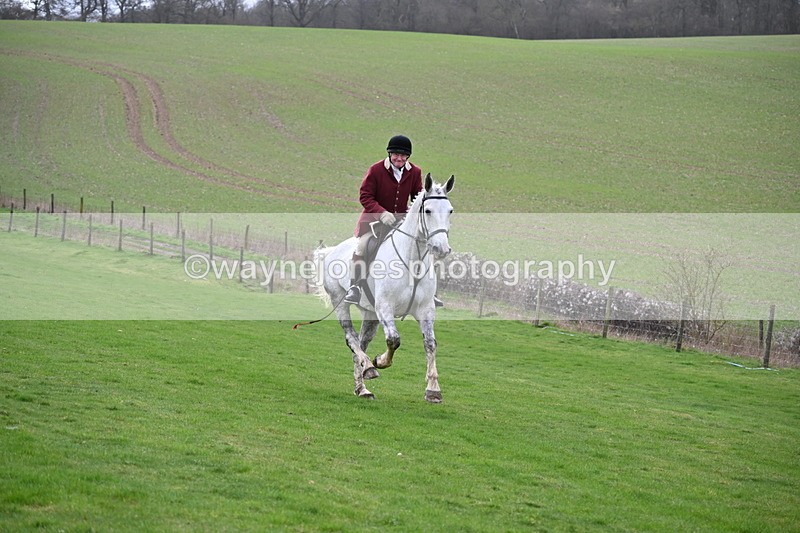 WJ6_9057 - Line Three