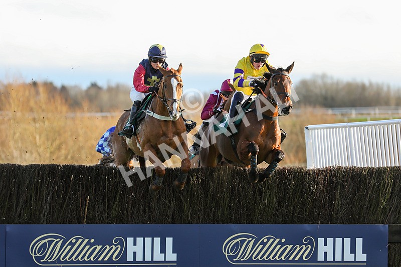 270224-Race 3-Chase A Fortune-8405 - Race 3